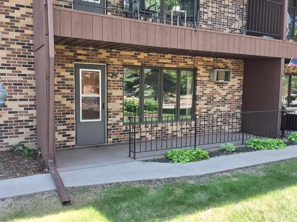 2636 18th St S APT 4, Fargo, ND 58103