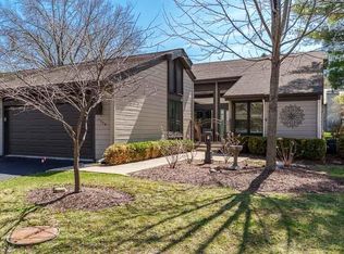 5409 Winding Creek Dr, Rockford, IL