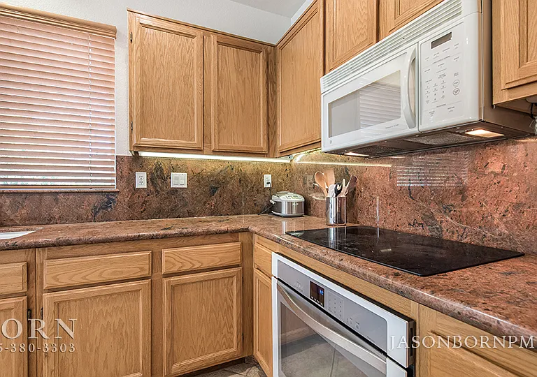 5482 Avignon Ct — Photo 4