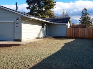 445 24th St, Springfield, OR 97477