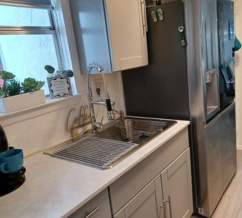 Kitchen sink