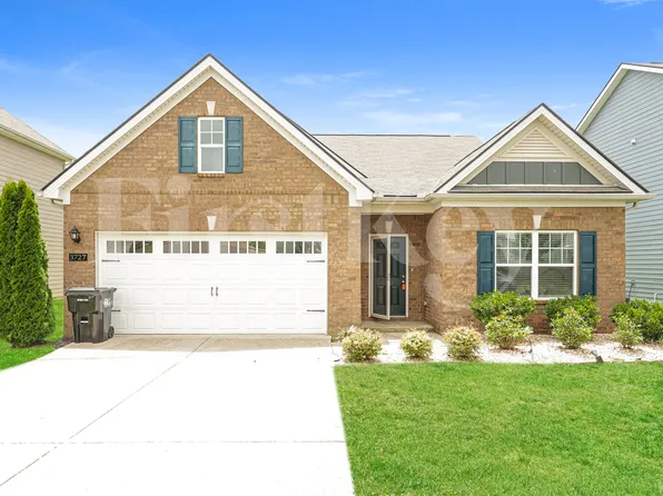 3727 Pelham Wood Dr, Murfreesboro, TN 37128