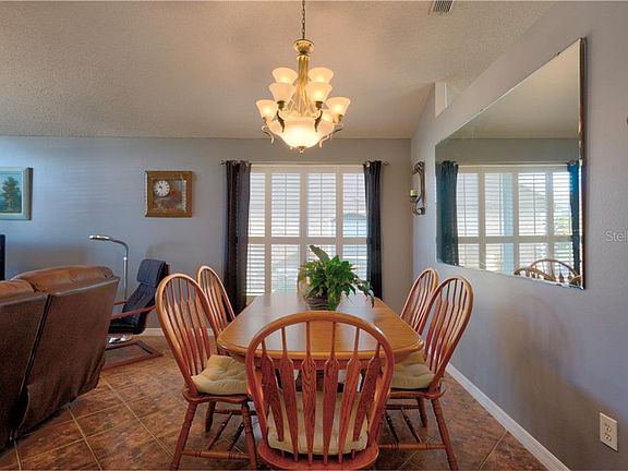 5th image of 1921 Willow Wood Dr