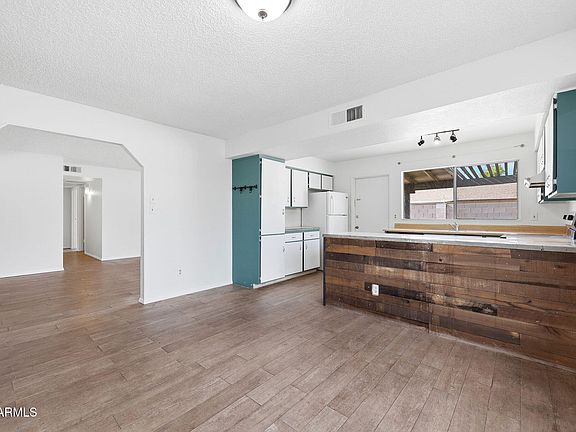 2nd image of 1624 W PERALTA Avenue