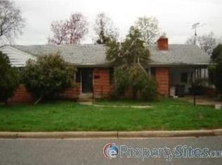 7107 Bridle Path Ln, Hyattsville, MD