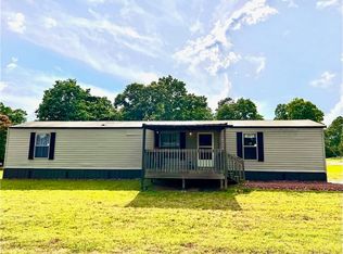 606 Blackjack Rd, Westminster, SC 29693