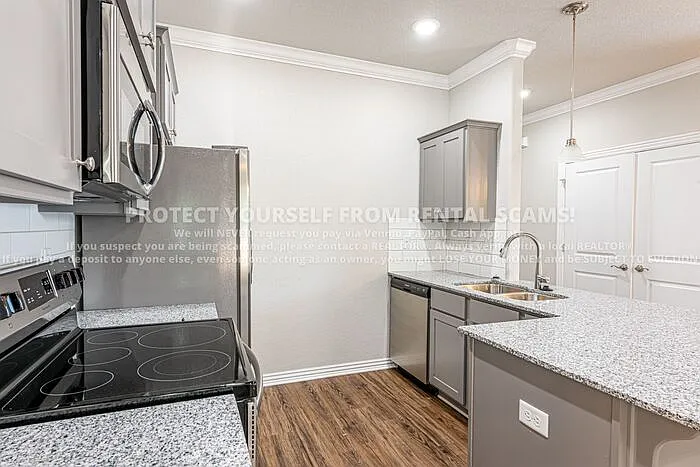 2910 S 7th St — Photo 5