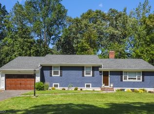 71 High Point Dr, Springfield, NJ 07081