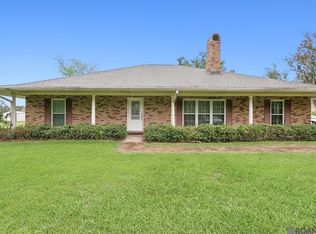 11112 George Lambert Rd, Saint Amant, LA 70774