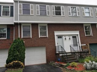 468 Penbrooke Dr, Penfield, NY 14526