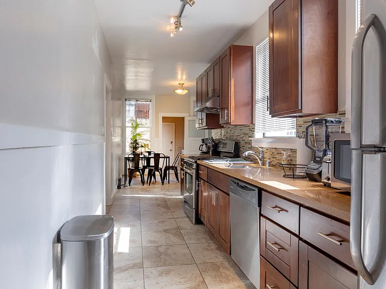 653 Minna St #B — Photo 5
