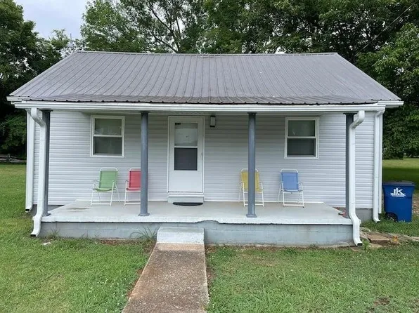 314 Church St, Clifton, TN 38425