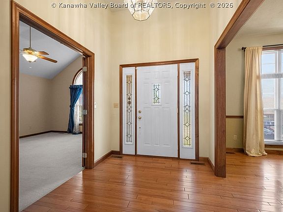 5th image of 89 Frontier Ln