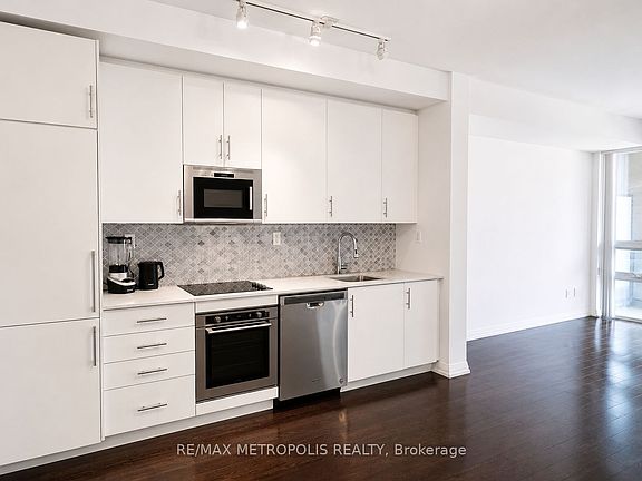 5th image of 460 Adelaide St E #520