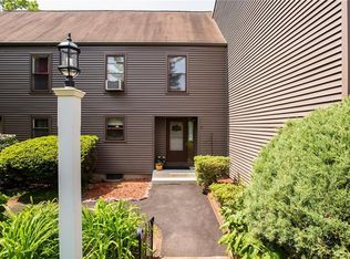 10 Danforth Ln #10, Rocky Hill, CT 06067