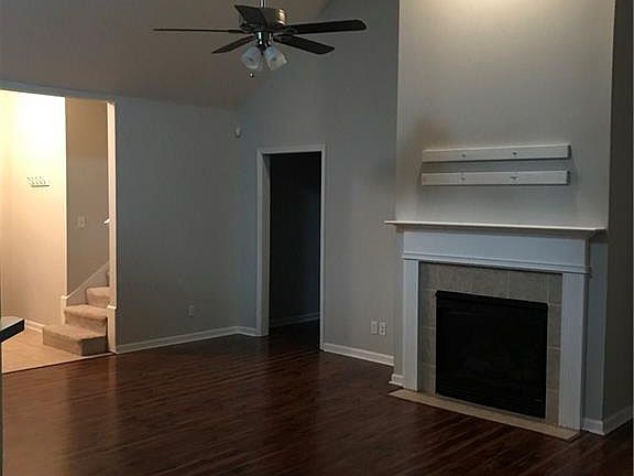 5th image of 18 Dunnoman Dr