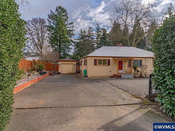 2nd image of 3330 SW 87th Ave