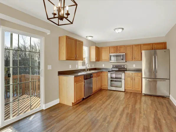 315 Buckley Dr, Harrisburg, PA 17112