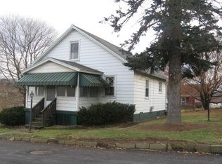 118 Phillips Rd, Latrobe, PA 15650