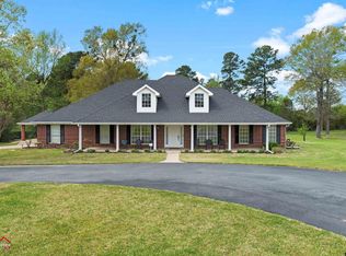 1913 Eastwood Dr, Henderson, TX 75652