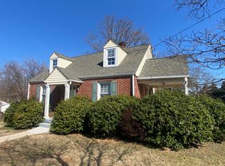 202 Old Graves Mill Rd, Lynchburg, VA 24502