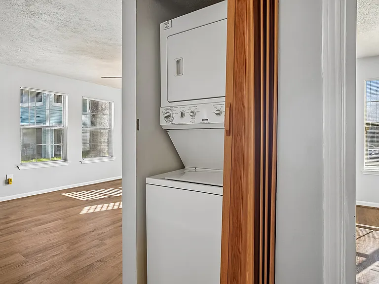 13424 Lord Dunbore Pl #24 — Photo 37