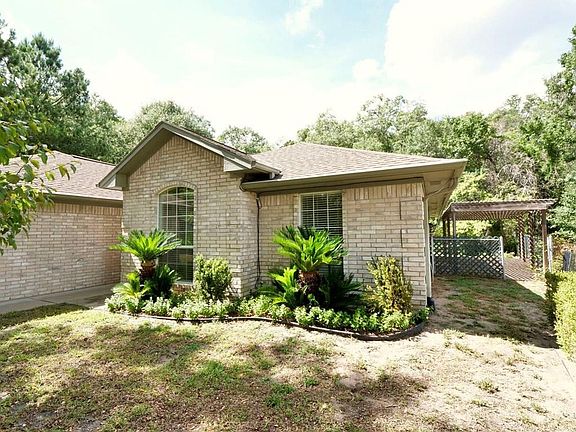 3rd image of 15361 Brittain Ct
