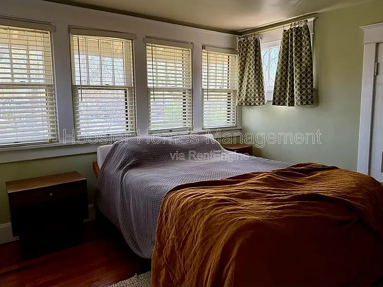 4345 Carrollton Ave — Photo 11