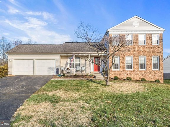 3rd image of 4357 Cub Run Rd