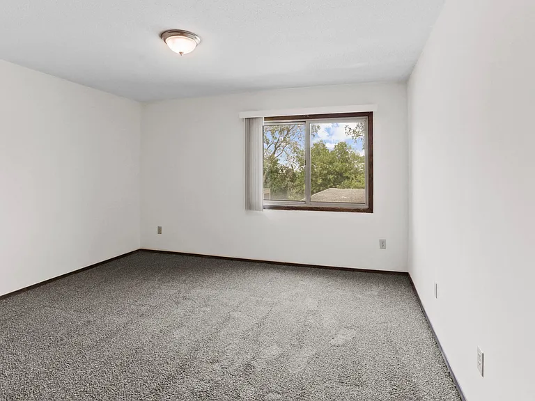 Parkridge Way Apartments — Photo 37