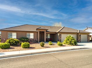 358 E Ruby Pl, Washington, UT 84780