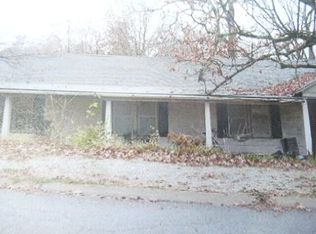 1002 Hearrell St, Neosho, MO 64850