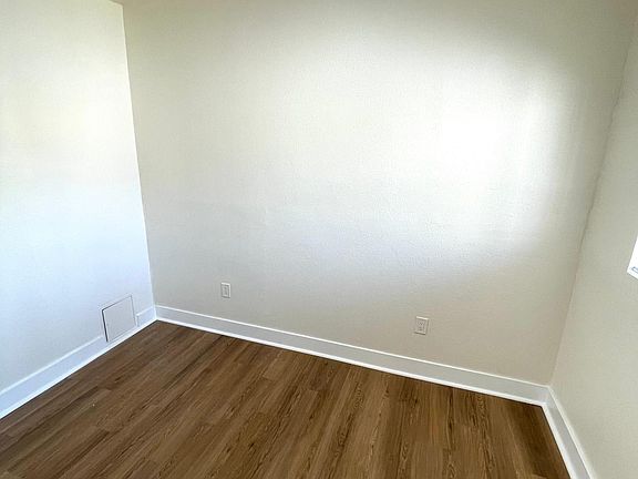 4th image of 236 Lime Ave APT 15