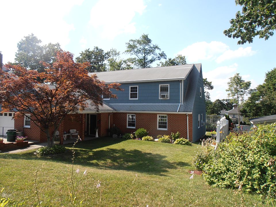 1st image of 4 Elmwood Ave