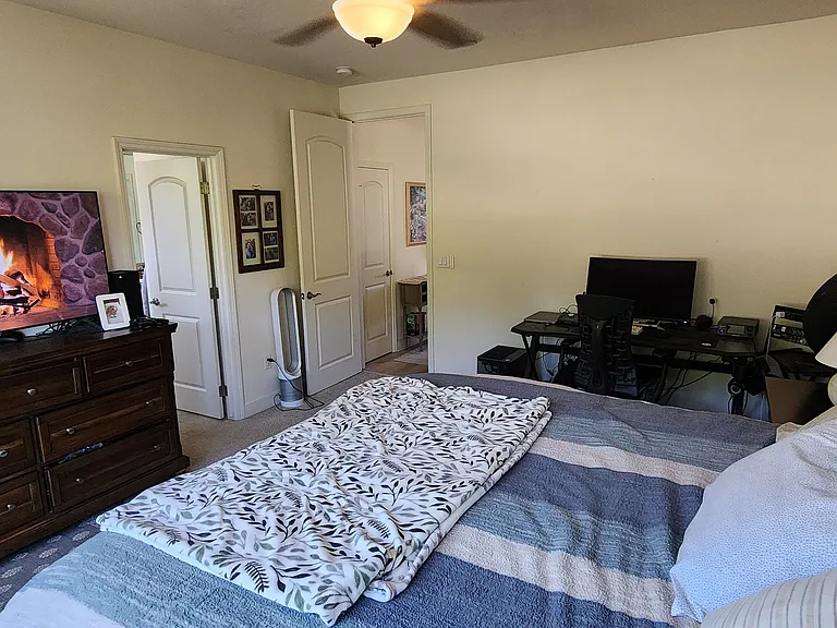 9565 Casa Bella Ct — Photo 22