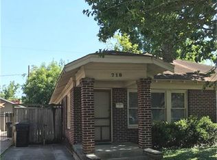 718 Pizer St, Houston, TX 77009
