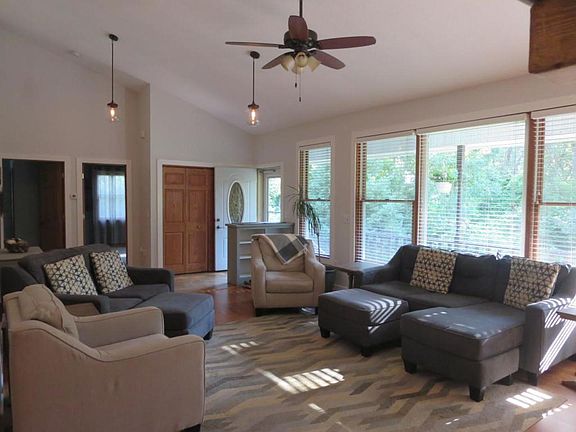 4th image of 32325 Goldenrod St NW