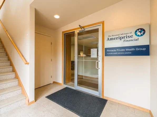 222 E Main St #1, Albert Lea, MN 56007
