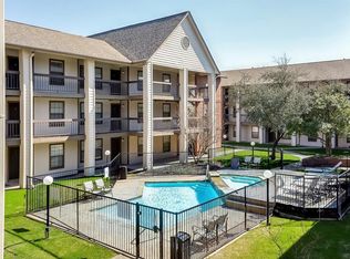 218 N Texas Blvd APT 102, Denton, TX 76201