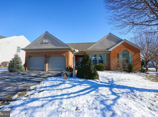 1027 Fondersmith Dr, Lancaster, PA 17601