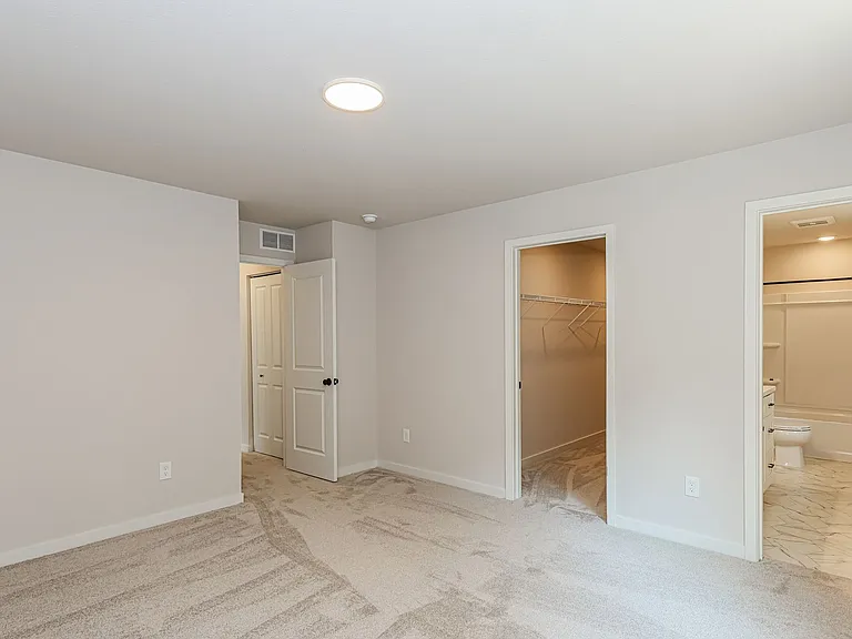 8142 Crestbrook Ct — Photo 12