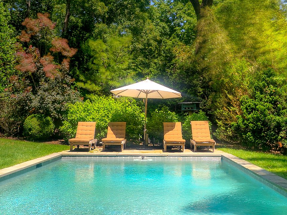 22 Latham St, Sag Harbor, NY 11963 Zillow