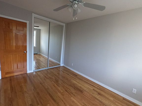 3rd image of 180 Nassau Ave APT 3