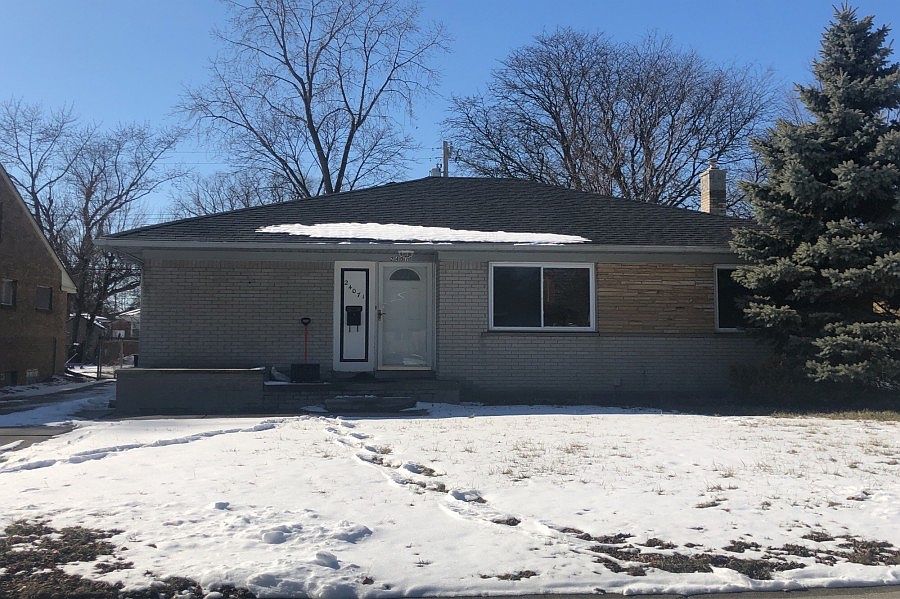1st image of 24071 Condon St