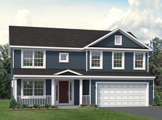 8 Cheltenham Ln, Carlisle, PA 17013
