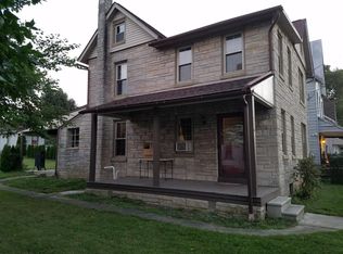 516 W Penn Ave, Robesonia, PA 19551