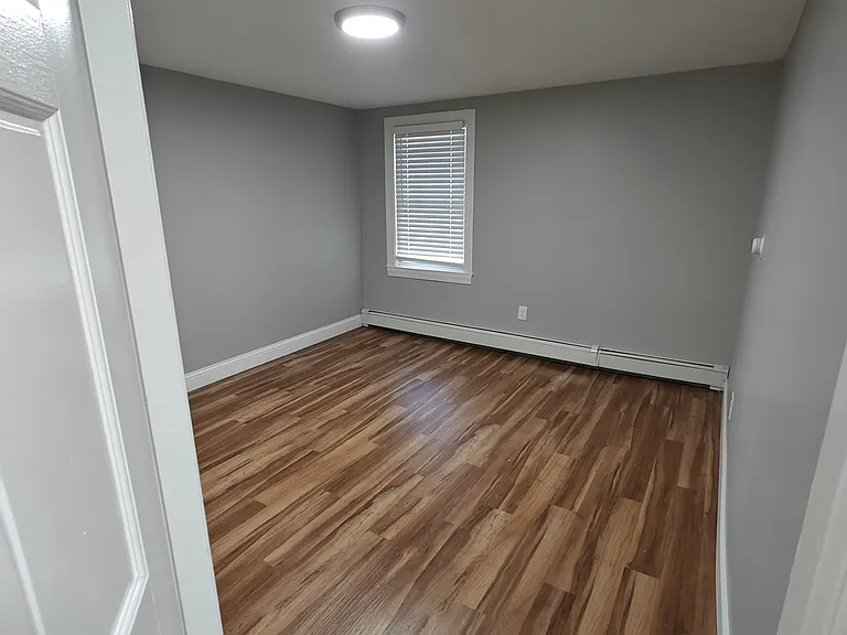 28 Vine St #101 — Photo 1