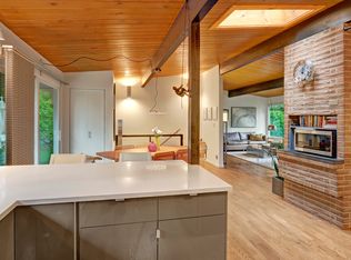 20041 6th Ave NE, Shoreline, WA 98155