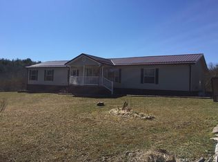 255 Peyton Pl, Beeson, WV 24714