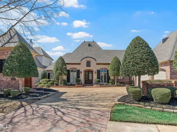 208 Laurel Oaks, Bossier City, LA 71111